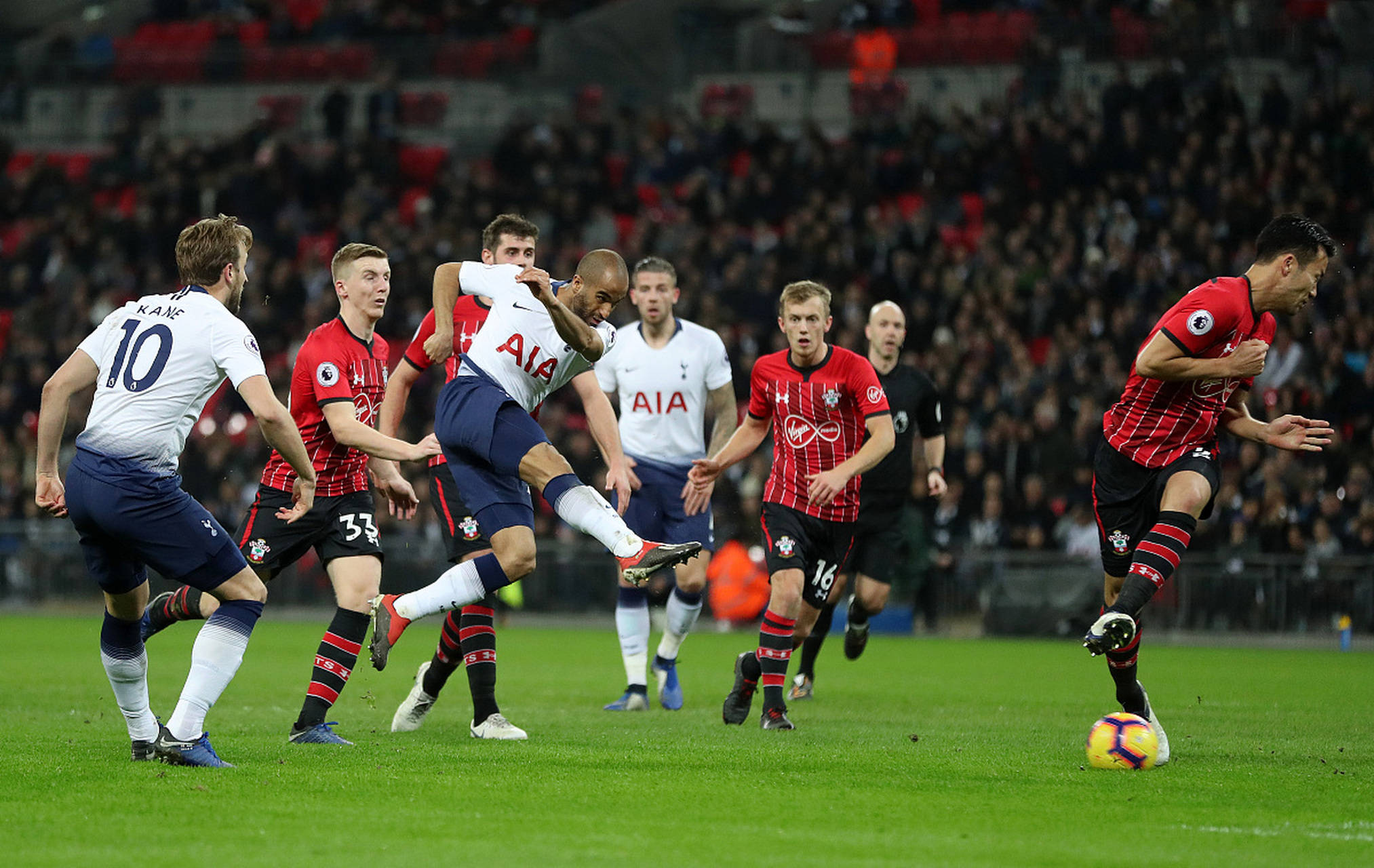 他在一篇文 他在一篇文